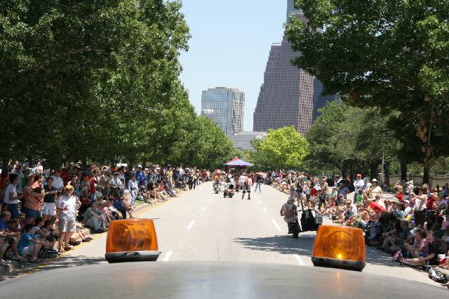 2006_ArtCar_3_Parade 333 